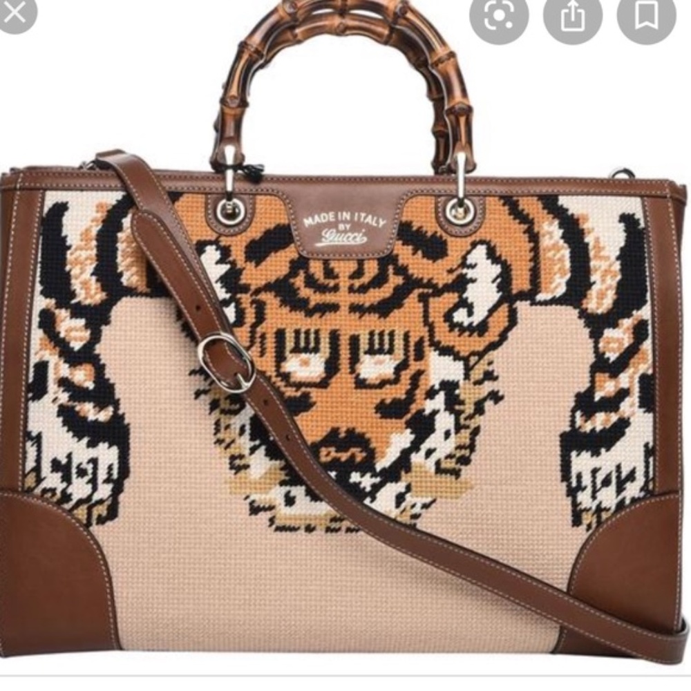 Women's Bamboo Embroidered Tote With Tiger & Bee